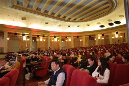 閉幕式現(xiàn)場(chǎng)。(意大利《歐洲時(shí)報(bào)》/張銳 攝)