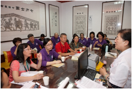 海外華文教師體驗中醫(yī)診療 海外華文教師體驗中醫(yī)診療