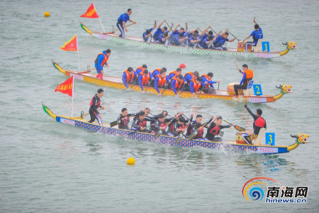 中華龍舟大賽海南萬寧站現(xiàn)場。海報集團(tuán)全媒體中心記者 袁琛 攝