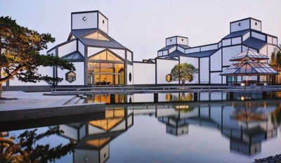 貝聿銘在中國蘇州設計的蘇州博物館新館，落成于2006年