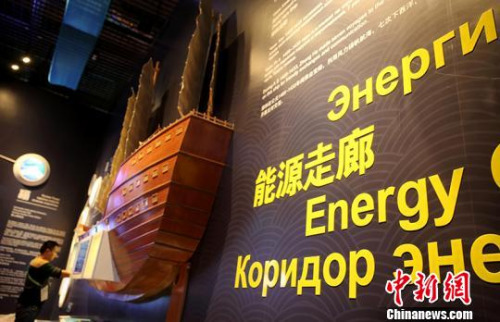 阿斯塔納世博會(huì)主題為“未來能源”，以“未來能源 綠色絲路”為主題的中國館與其深度契合。　文龍杰 攝