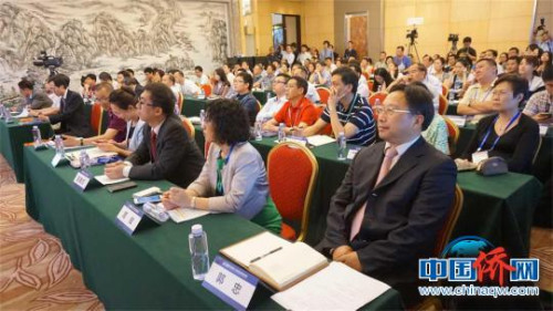 海內外各界代表出席論壇 張暢 攝 海內外各界代表出席論壇 張暢 攝