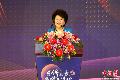 國務院僑辦主任裘援平在專題活動開幕式上致辭。