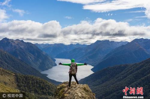 資料圖:新西蘭峽灣國(guó)家公園(Fiordland National Park) 資料圖:新西蘭峽灣國(guó)家公園(Fiordland National Park)