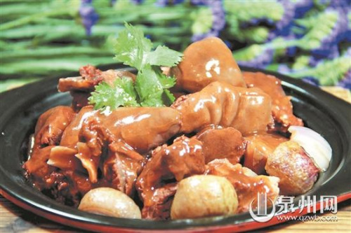 “古早味”羊肉頗受本地人喜愛(ài) “古早味”羊肉頗受本地人喜愛(ài)