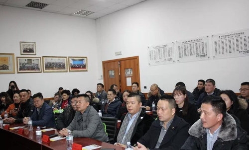 當地華僑華人積極參與活動 當地華僑華人積極參與活動