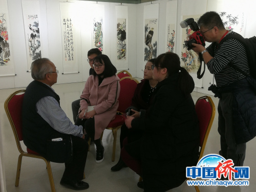 現(xiàn)場詢問咨詢。(圖片均由作者提供)