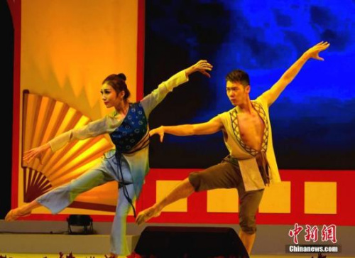 圖為中國歌劇舞劇院表演的舞蹈《黃河》。<a target='_blank' >中新社</a>記者 關向東 攝