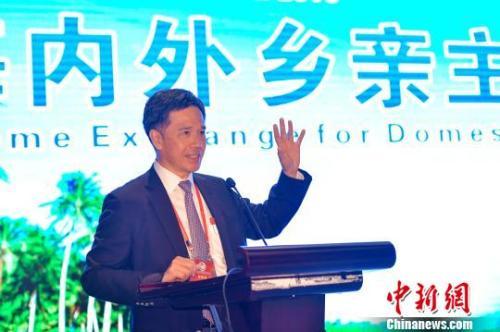 圖為陳明謙發(fā)言?！●樤骑w 攝