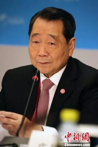 圖為謝國民與會(huì)發(fā)言中。<a target='_blank' >中新社</a> 任海霞攝。