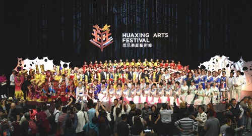 悉尼華星藝術(shù)節(jié)現(xiàn)場(作者供圖) 悉尼華星藝術(shù)節(jié)現(xiàn)場(作者供圖)