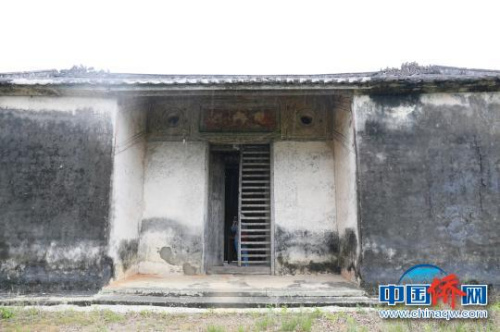 文昌鋪前鎮(zhèn)百年僑宅林家大院大門。　凌楠 攝