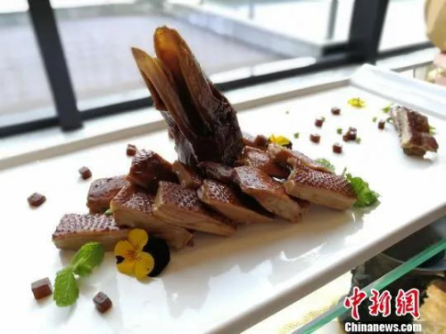 潮州老藥桔鴨。程景偉 攝