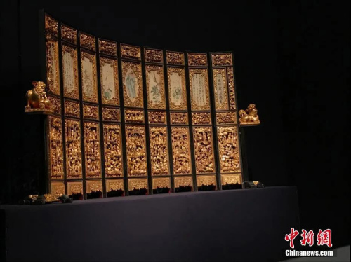 資料圖：熏香爐、神椅轎、糖枋架等潮州木雕作品。<a target='_blank' >中新社</a>記者 許青青 攝