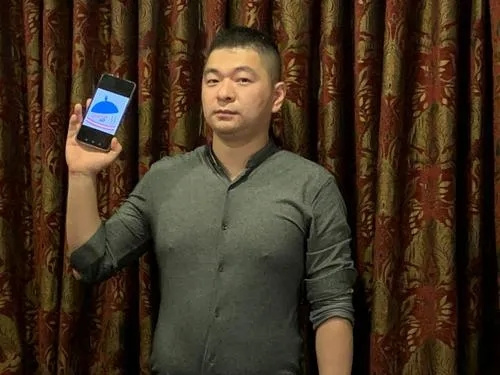 美國華人Jacky王研發(fā)點餐App。(美國《世界日報》 張宏 攝)