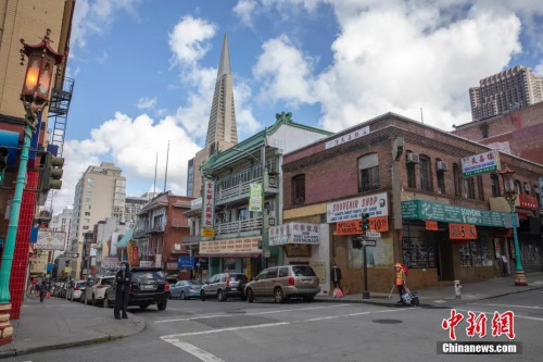 因為幾乎沒有游客，舊金山知名景點華埠的很多店鋪依然大門緊閉。<a target='_blank' >中新社</a>記者 劉關(guān)關(guān) 攝