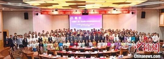 首屆全國大學生緬甸語演講大賽在昆舉行