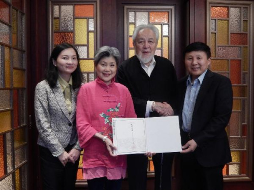 上海市僑辦主任徐力會見英國著名僑領單聲及其夫人
