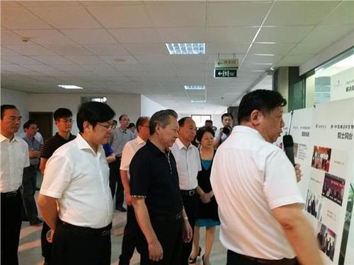 中國僑網(wǎng)江蘇省人大執(zhí)法檢查組走訪考察僑港澳資企業(yè)