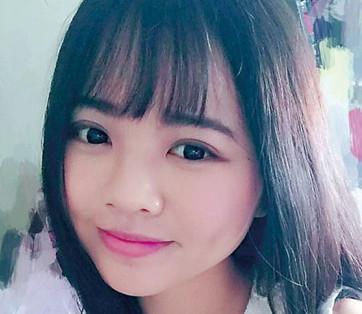 車禍中遇難的中國女留學(xué)生潘芬在自己的臉書上署名“小雨”(美國《僑報(bào)》)