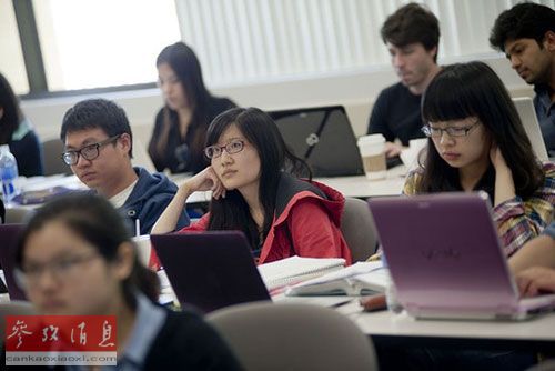 中國僑網資料圖:中國學生在美國加利福尼亞州一所大學上課。