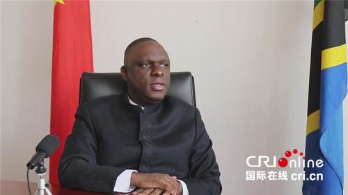 中國僑網(wǎng)坦桑尼亞駐華大使姆貝爾瓦·凱魯基