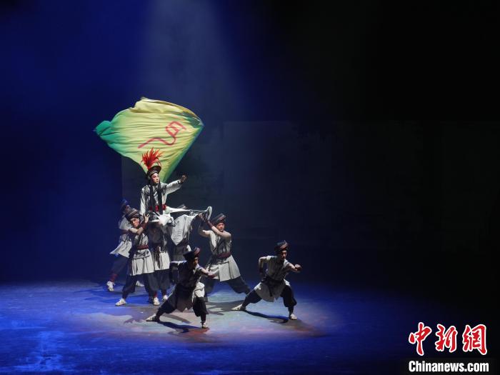 重慶：川劇大幕戲《巴蔓子將軍》首演