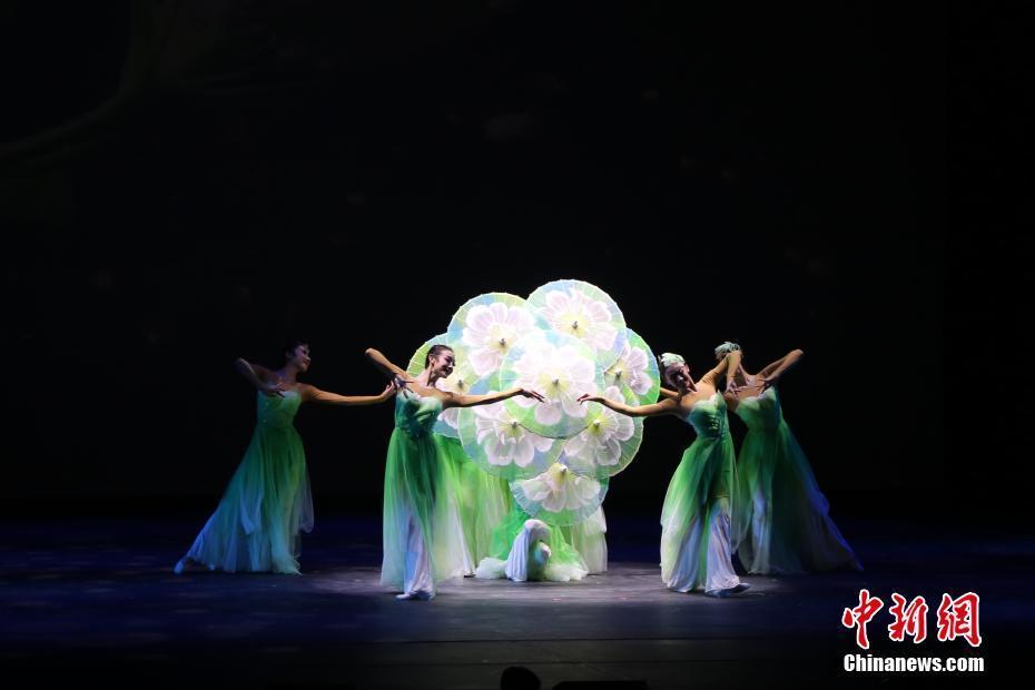 “四海同春”藝術(shù)團(tuán)首登美國奧蘭多舞臺(tái)