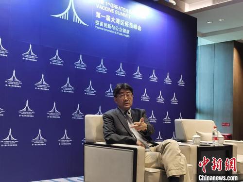 中國僑網(wǎng)高福:應對新冠疫情中國從“閉卷考試”變“開卷考試”