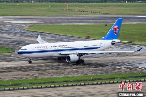 中國(guó)僑網(wǎng)南航客機(jī) 南方航空供圖