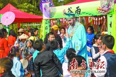 中國僑網(wǎng)活動現(xiàn)場。(何俊 攝)