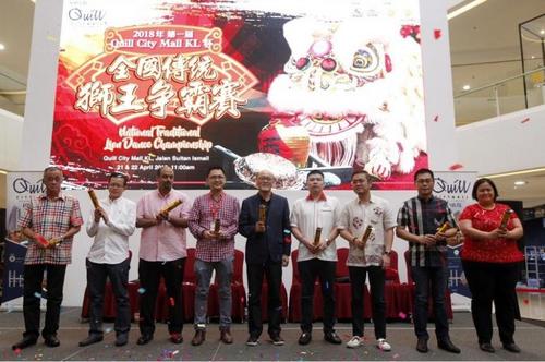 中國僑網(wǎng)第一屆全國傳統(tǒng)獅王爭霸賽現(xiàn)場。(馬來西亞《星洲日報》)
