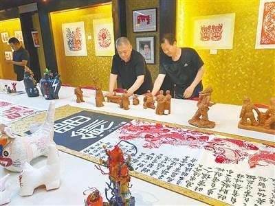 中國僑網(wǎng)(圖片來源:《鄭州日報》/成燕 圖)